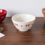 A Ceramic Bowl with Embossed Round Dots And a Bow Design, Perfect for Light Meals And Salads. This Exquisite Dessert Bowl Is Visually Appealing And Suitable for Everyday Use, Kitchen Utensils, Party Decorations, Afternoon Tea, And As a Gift