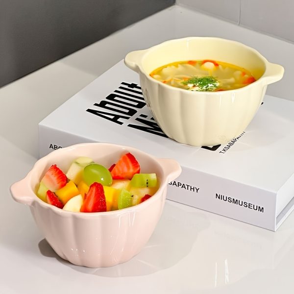 A Ceramic Double-Handled Bowl Shaped Like a Pumpkin, Suitable for Salads, Fruits, Soups, Cereals, Snacks, And Pasta. It'S a Novelty Ceramic Tableware Perfect for Halloween And Christmas, Safe for Ovens, Microwaves, And Dishwashers