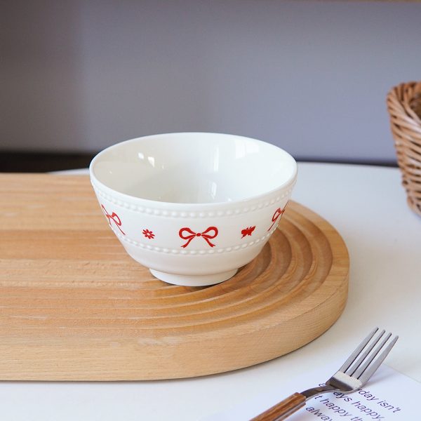 A Ceramic Bowl with Embossed Round Dots And a Bow Design, Perfect for Light Meals And Salads. This Exquisite Dessert Bowl Is Visually Appealing And Suitable for Everyday Use, Kitchen Utensils, Party Decorations, Afternoon Tea, And As a Gift