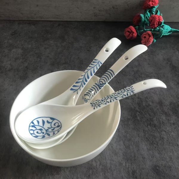 2pcs Ceramic Long-Handled Soup Spoons - Large Capacity, 9-Inch Japanese Blue and White Ceramic Soup Spoons, Suitable for Kitchen and Dining, Durable and Easy-to-Clean Tableware, Dishwasher Safe