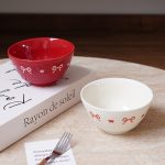 A Ceramic Bowl with Embossed Round Dots And a Bow Design, Perfect for Light Meals And Salads. This Exquisite Dessert Bowl Is Visually Appealing And Suitable for Everyday Use, Kitchen Utensils, Party Decorations, Afternoon Tea, And As a Gift