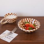 1pc Rose Stripe Ceramic Bowl, Creative Hand-Painted Checkerboard Design Dessert Bowl, Exquisite and Stylish, Suitable for Daily Home Use, Restaurant and Cafe Ice Cream Bowl, Afternoon Tea Cake Bowl, Dessert Bowl, Gift Idea