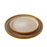 1pc of an 8u002F10 Inch Flat-Bottom Ceramic Plate, Fired in a Kiln And Colored Yellow, Ideal for Serving Dishes Like Desserts, Pasta, Steamed Fish, And Steaks. This Is a High-Quality, Long-Lasting Tableware Suitable for Restaurants