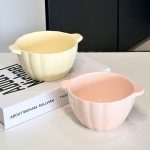 A Ceramic Double-Handled Bowl Shaped Like a Pumpkin, Suitable for Salads, Fruits, Soups, Cereals, Snacks, And Pasta. It'S a Novelty Ceramic Tableware Perfect for Halloween And Christmas, Safe for Ovens, Microwaves, And Dishwashers