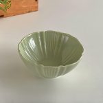 A Beautifully Designed 5-Inch Ceramic Bowl, a New Addition to Home Dining Utensils, Perfect for Light Meals And Oatmeal Breakfasts